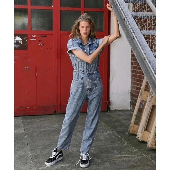 New Free People Marci Coverall Denim Jumpsuit Jean Onesie Utility Blue Small - Picture 10 of 10